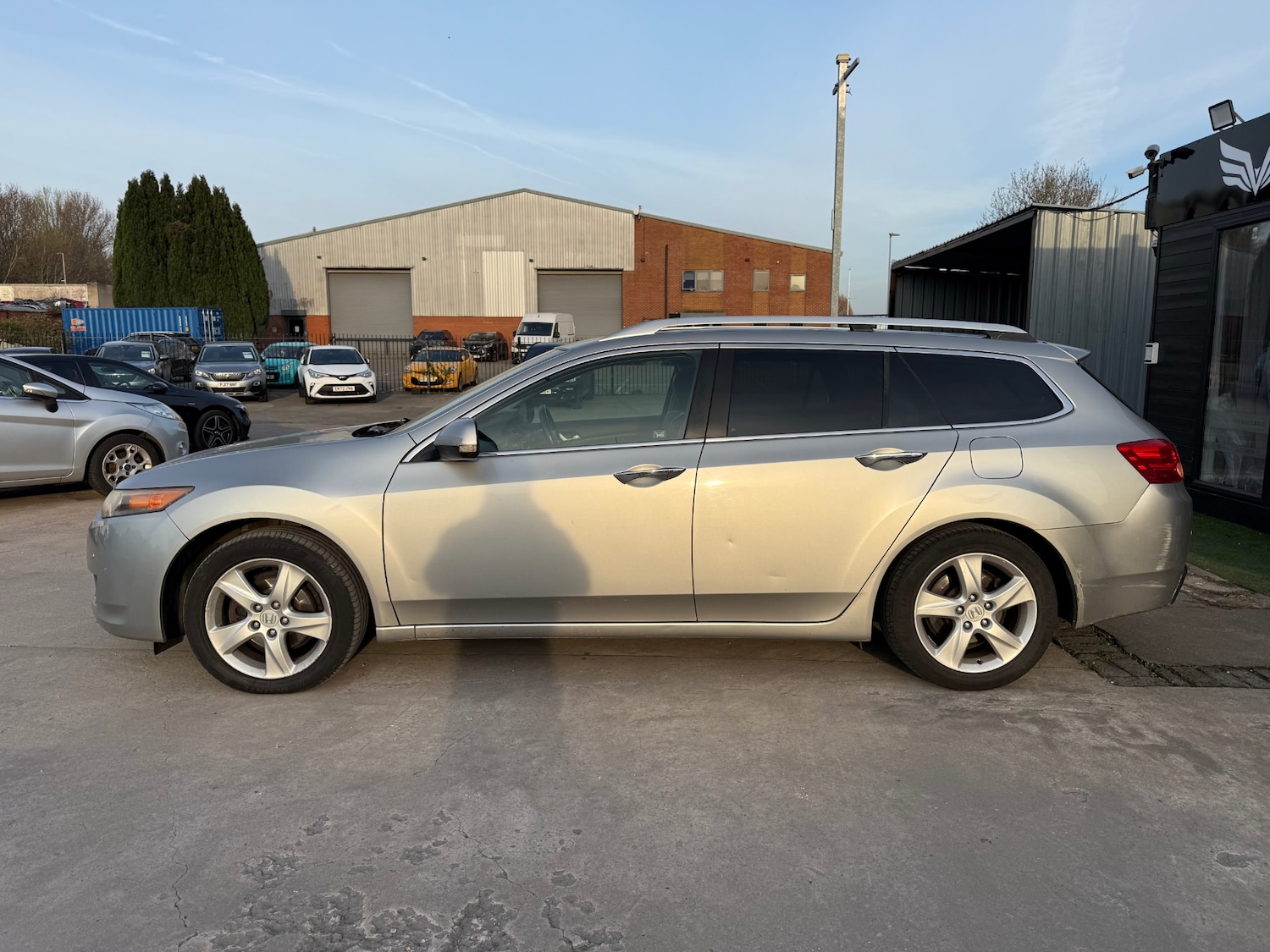 Used Honda Accord 2011 for sale - 77954451: Photo 4