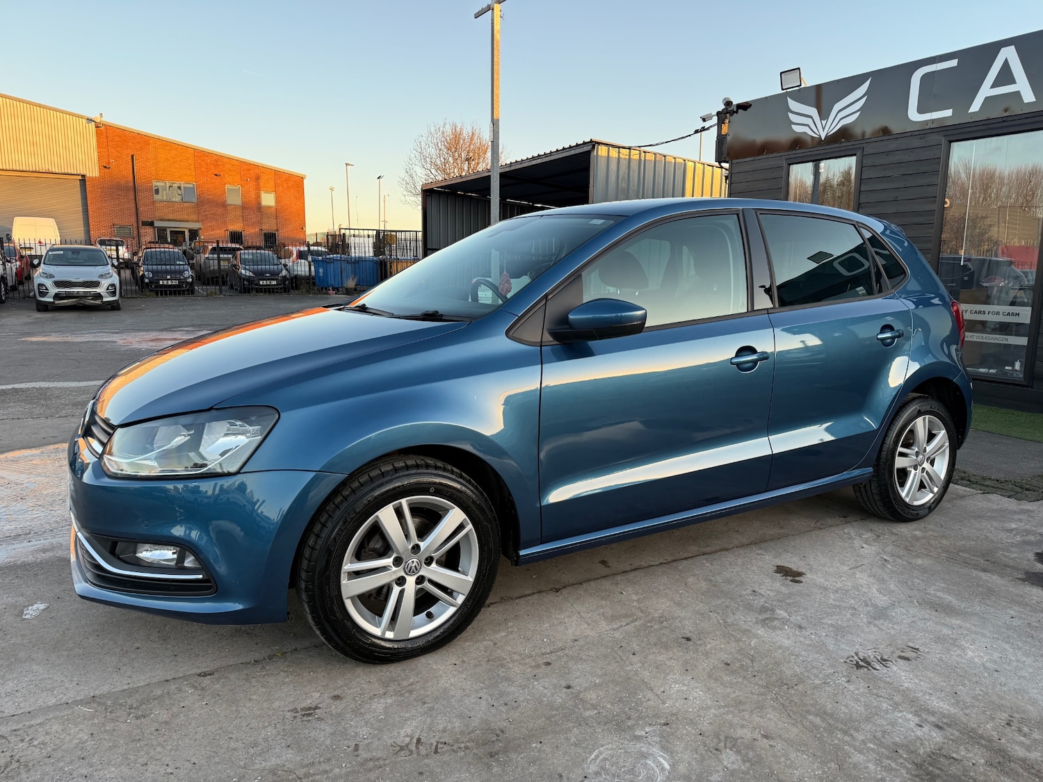 Used Volkswagen Polo 2017 for sale - 76641420: Photo 4