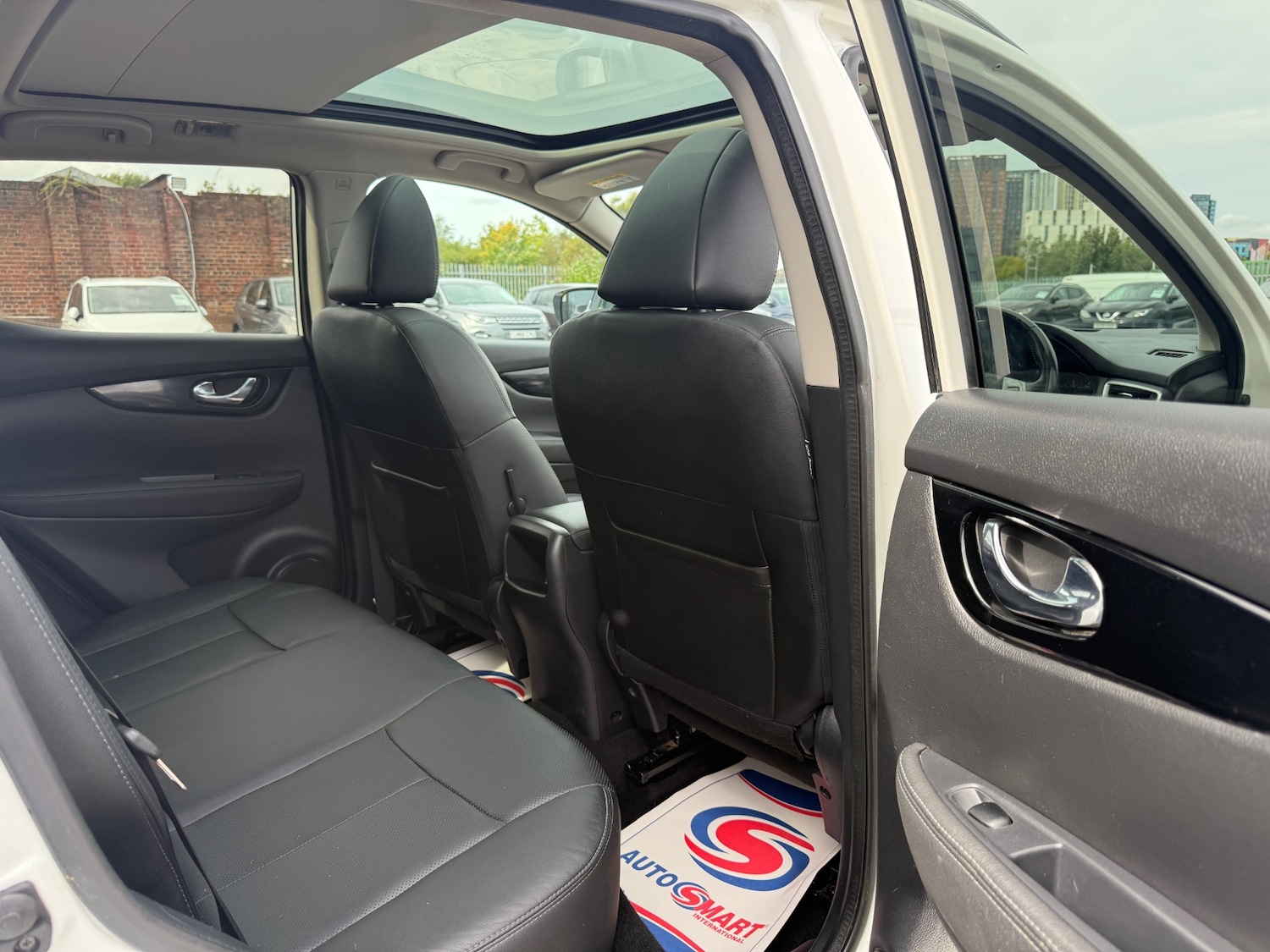 Used Nissan Qashqai 2016 for sale - 76662839: Photo 18