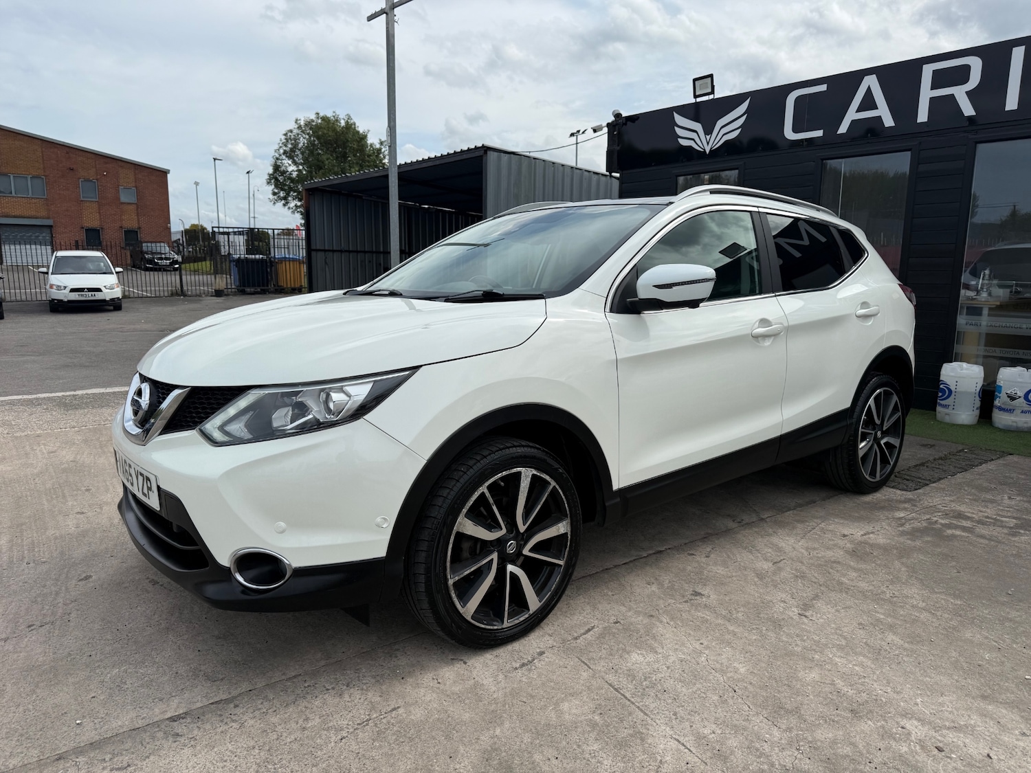 Used Nissan Qashqai 2016 for sale - 76662839: Photo 4
