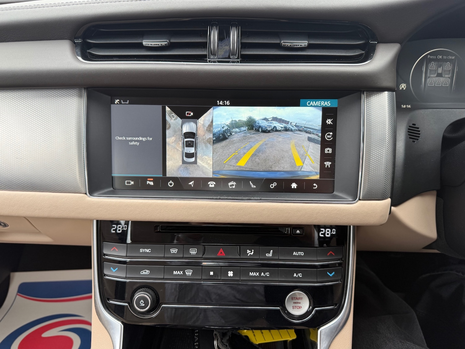 Used Jaguar XF 2018 for sale - 76353696: Photo 20