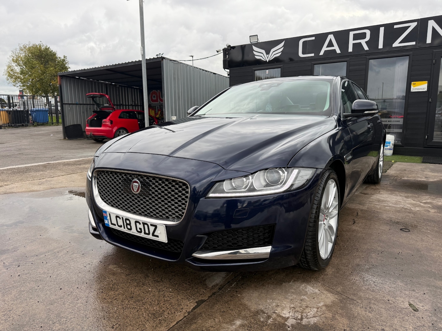 Used Jaguar XF 2018 for sale - 76353696: Photo 3