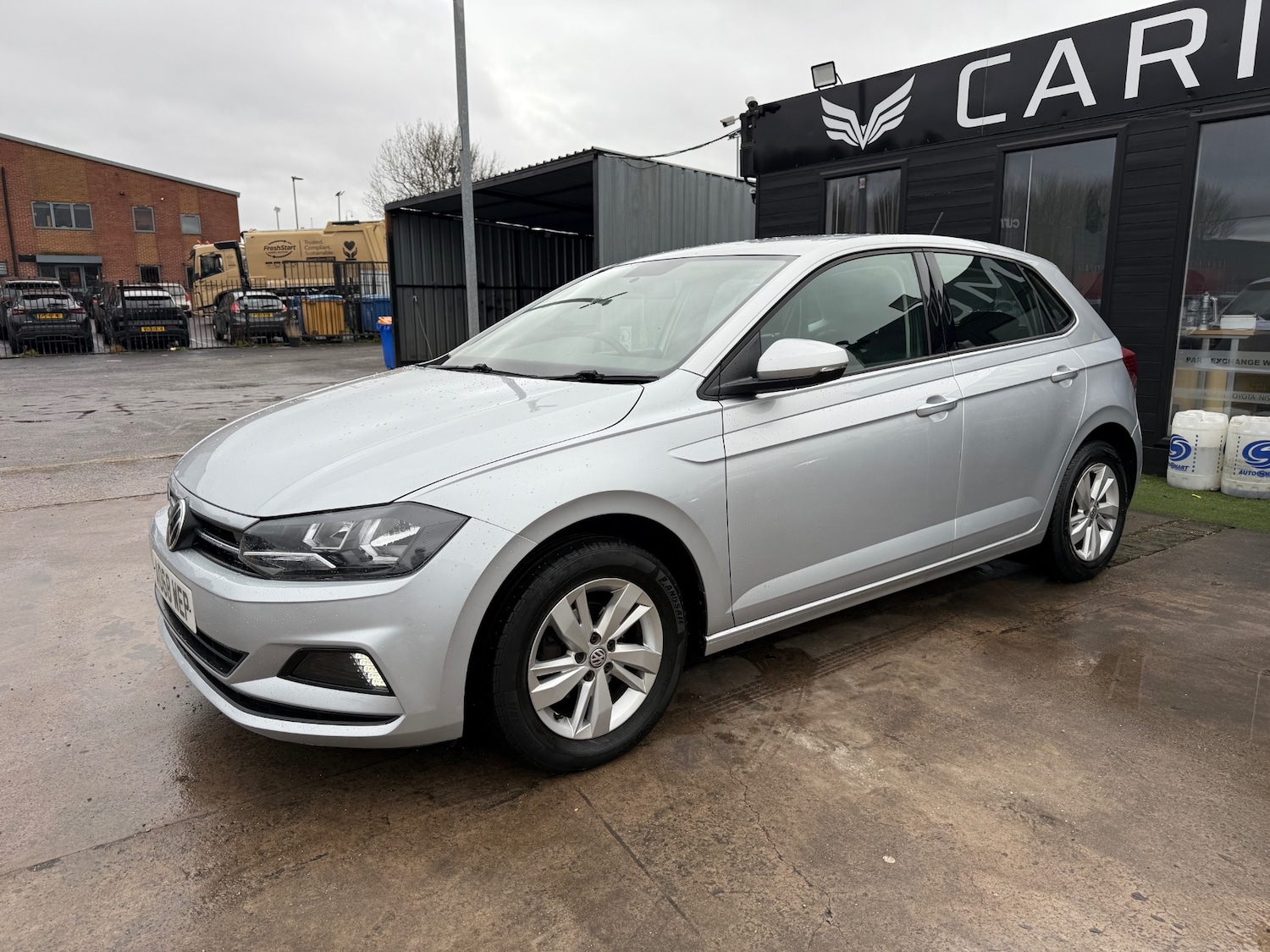 Used Volkswagen Polo 2018 for sale - 77337564: Photo 4