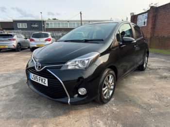 Used Toyota Yaris 2015 for sale - 74892439: Photo