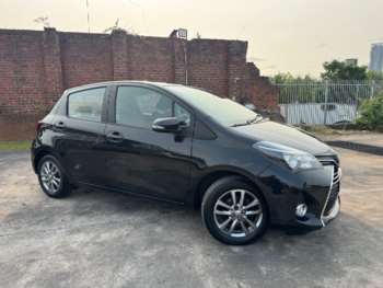 Used Toyota Yaris 2015 for sale - 74892439: Photo