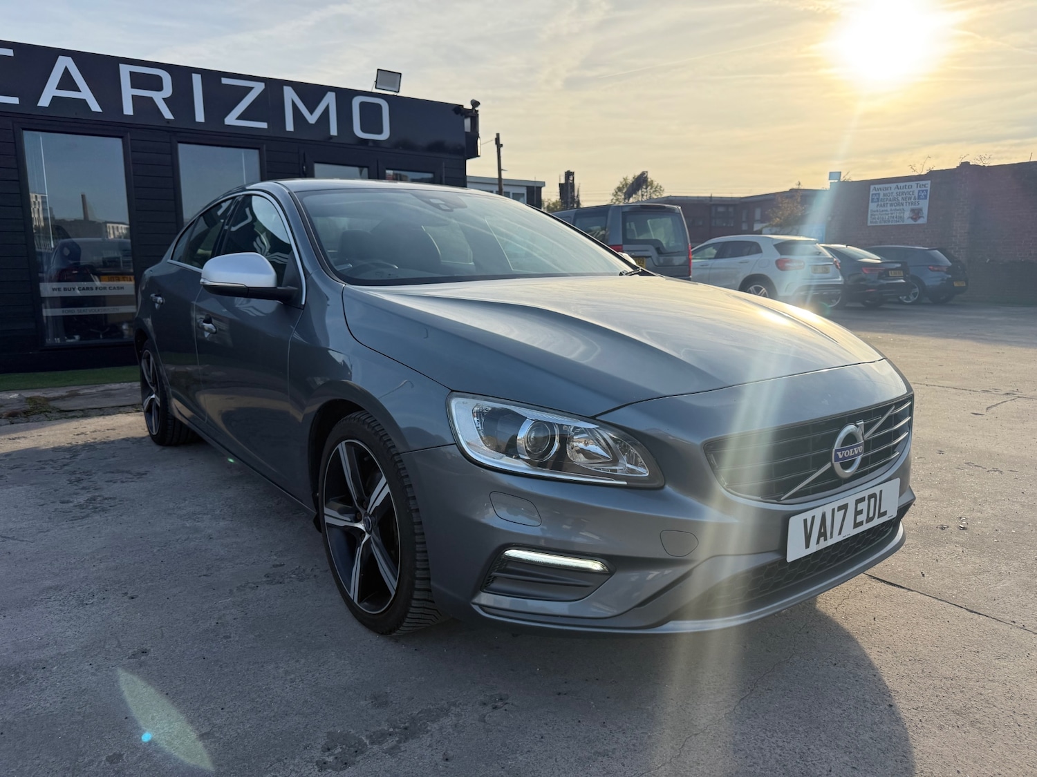 Used Volvo S60 2017 for sale - 76412584: Photo 4