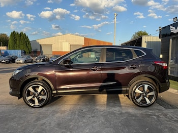 Used Nissan Qashqai 2016 for sale - 76107495: Photo 4