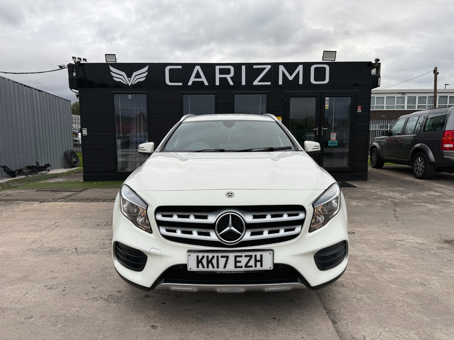 Used Mercedes-Benz GLA 2017 for sale - 76330192: Photo 2