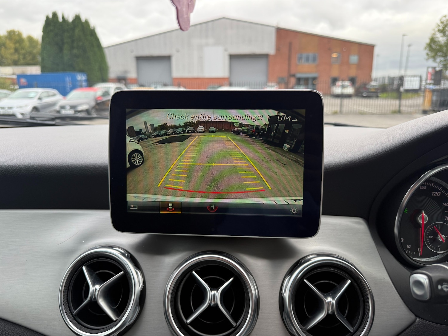 Used Mercedes-Benz GLA 2017 for sale - 76330192: Photo 20