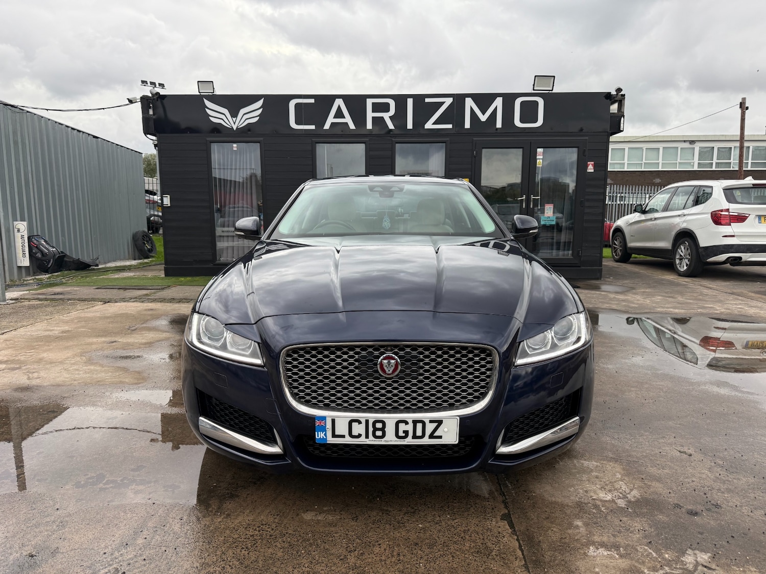 Used Jaguar XF 2018 for sale - 76594908: Photo 2