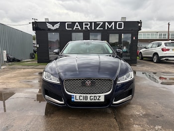 Used Jaguar XF 2018 for sale - 76594908: Photo