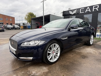 Used Jaguar XF 2018 for sale - 76594908: Photo