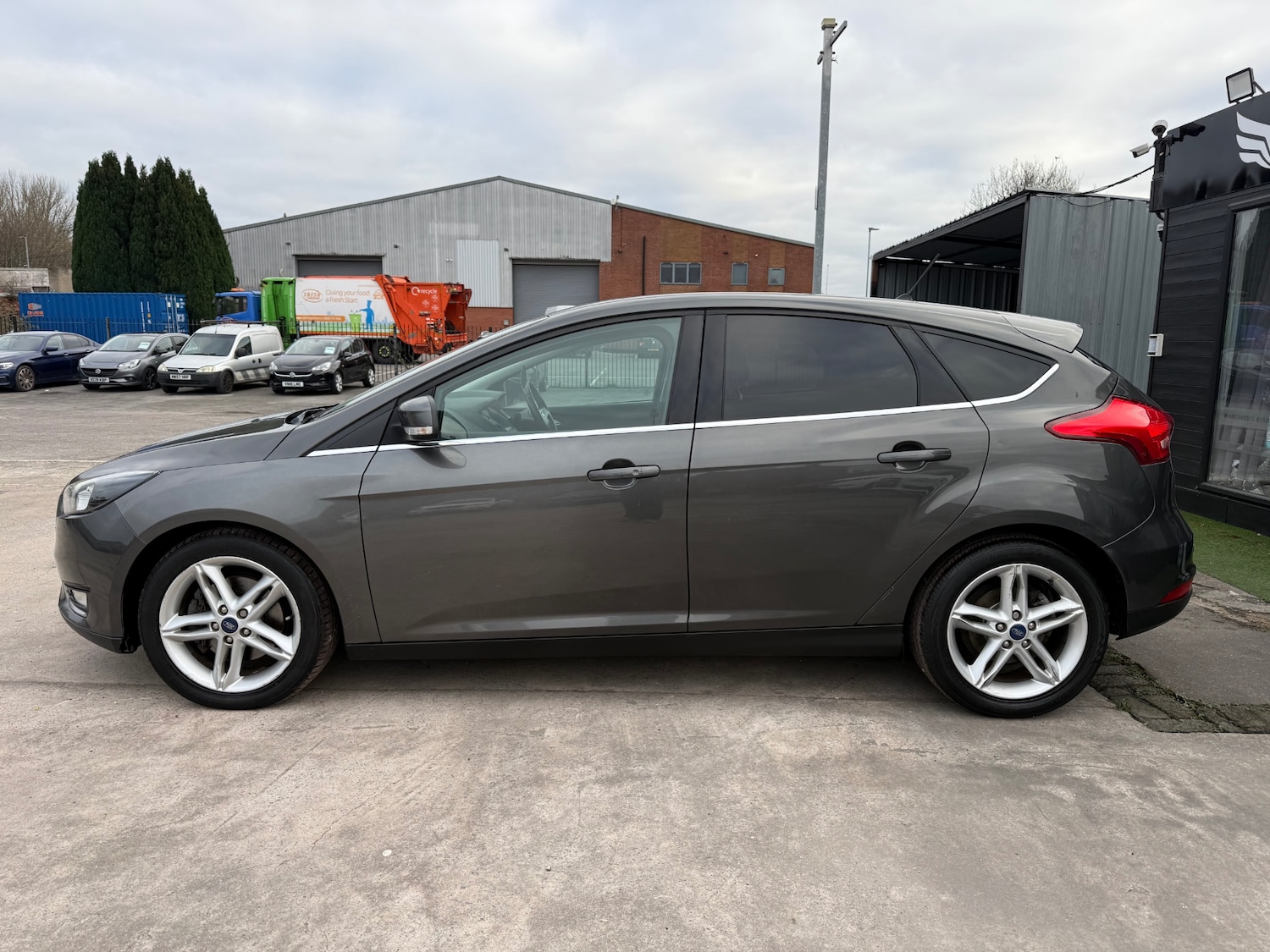 Used Ford Focus 2018 for sale - 77069362: Photo 5