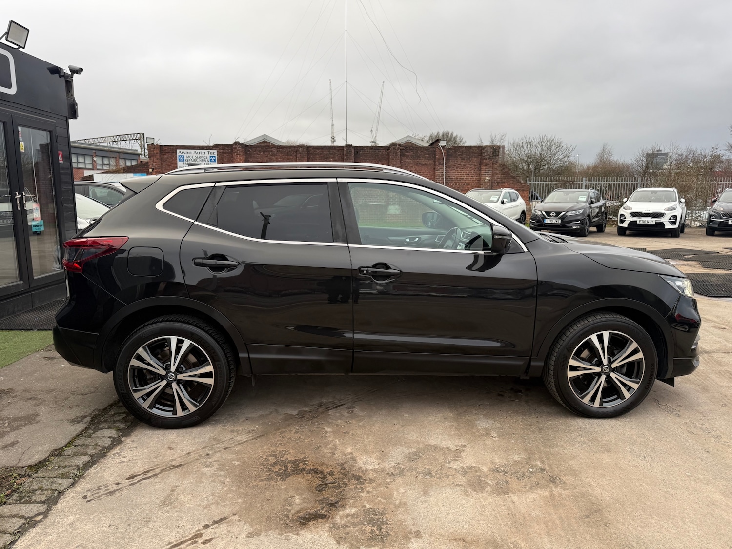 Used Nissan Qashqai 2017 for sale - 77393429: Photo 11