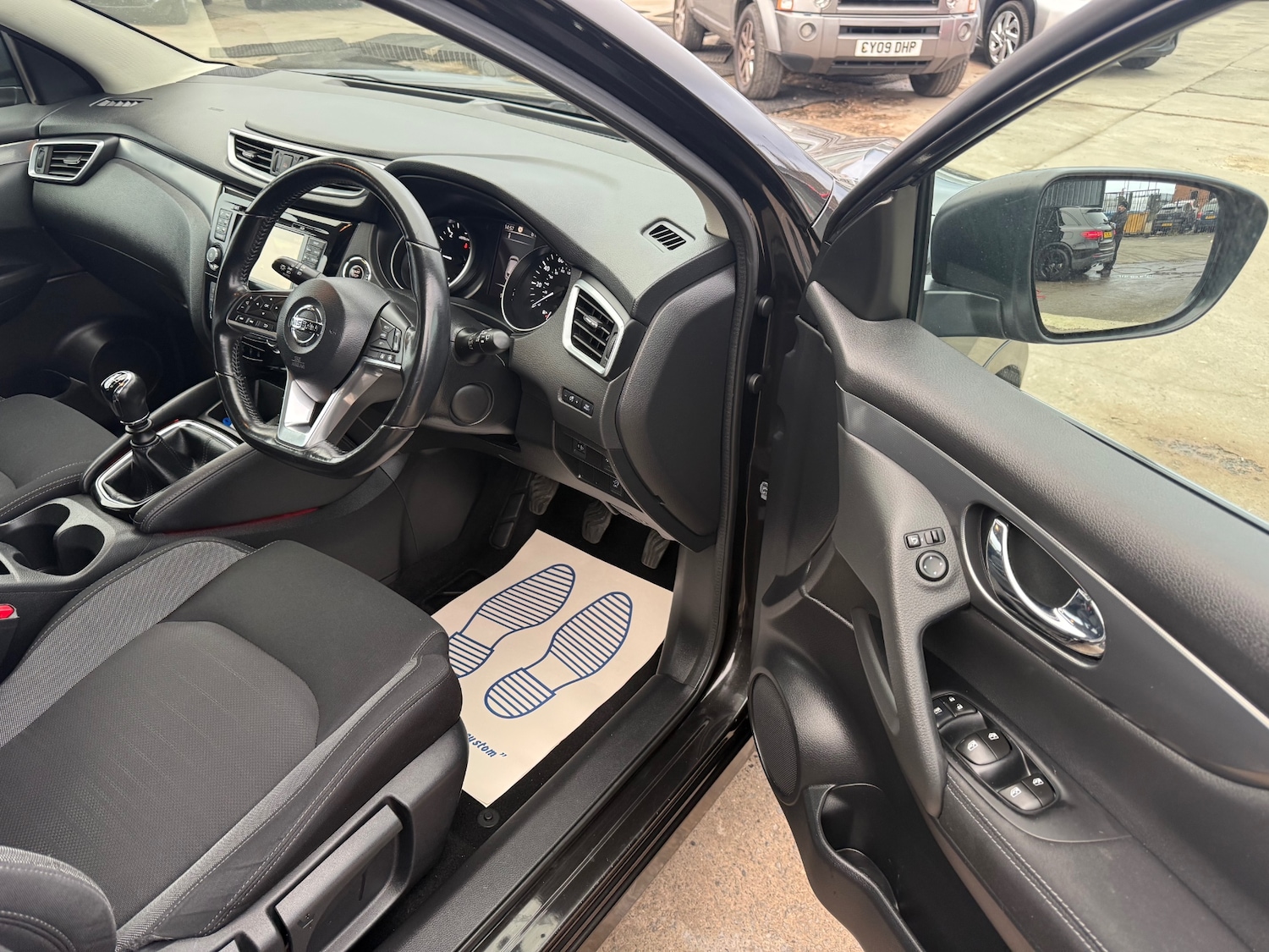 Used Nissan Qashqai 2017 for sale - 77393429: Photo 14