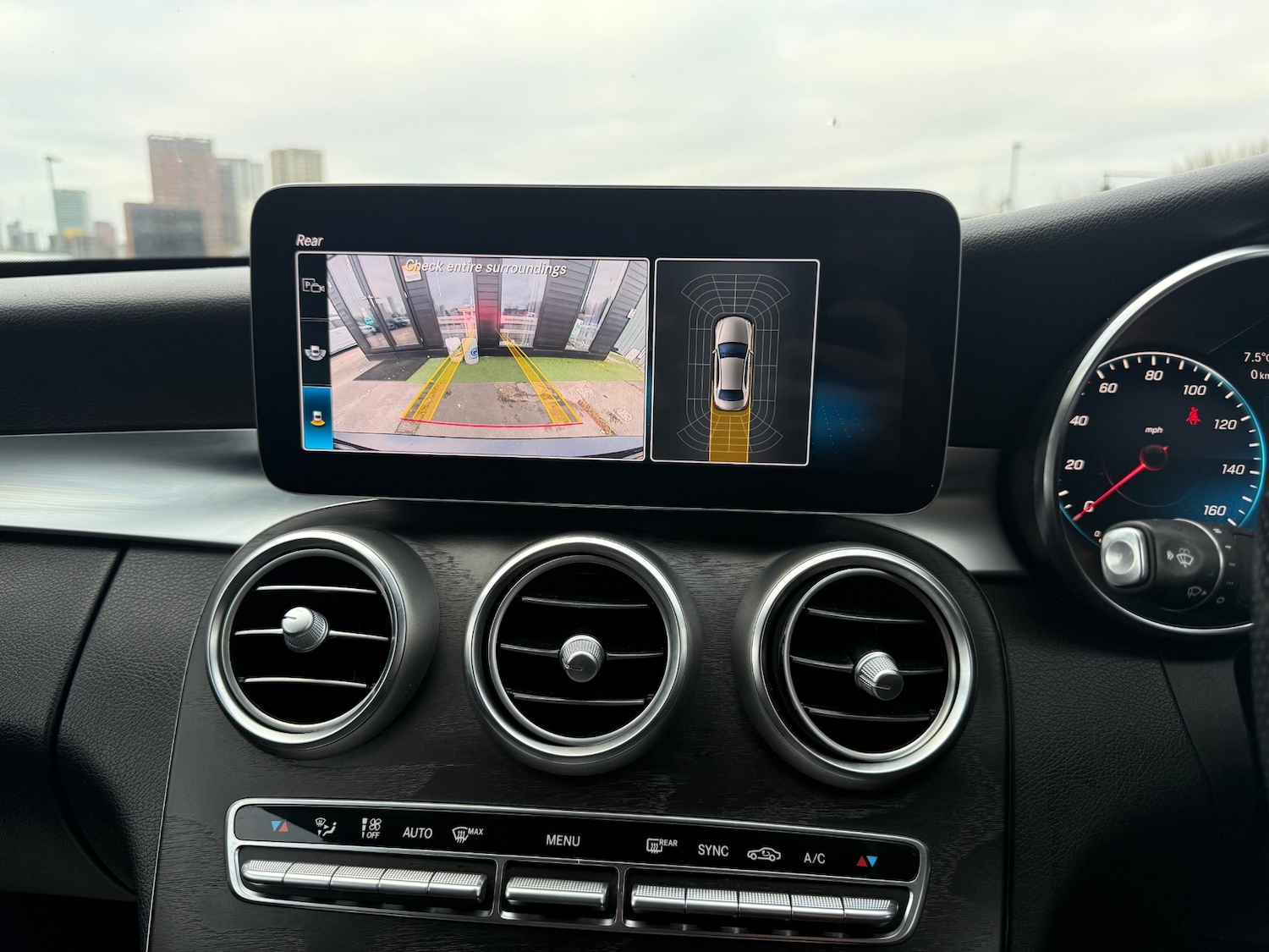 Used Mercedes-Benz C Class 2019 for sale - 77343708: Photo 19