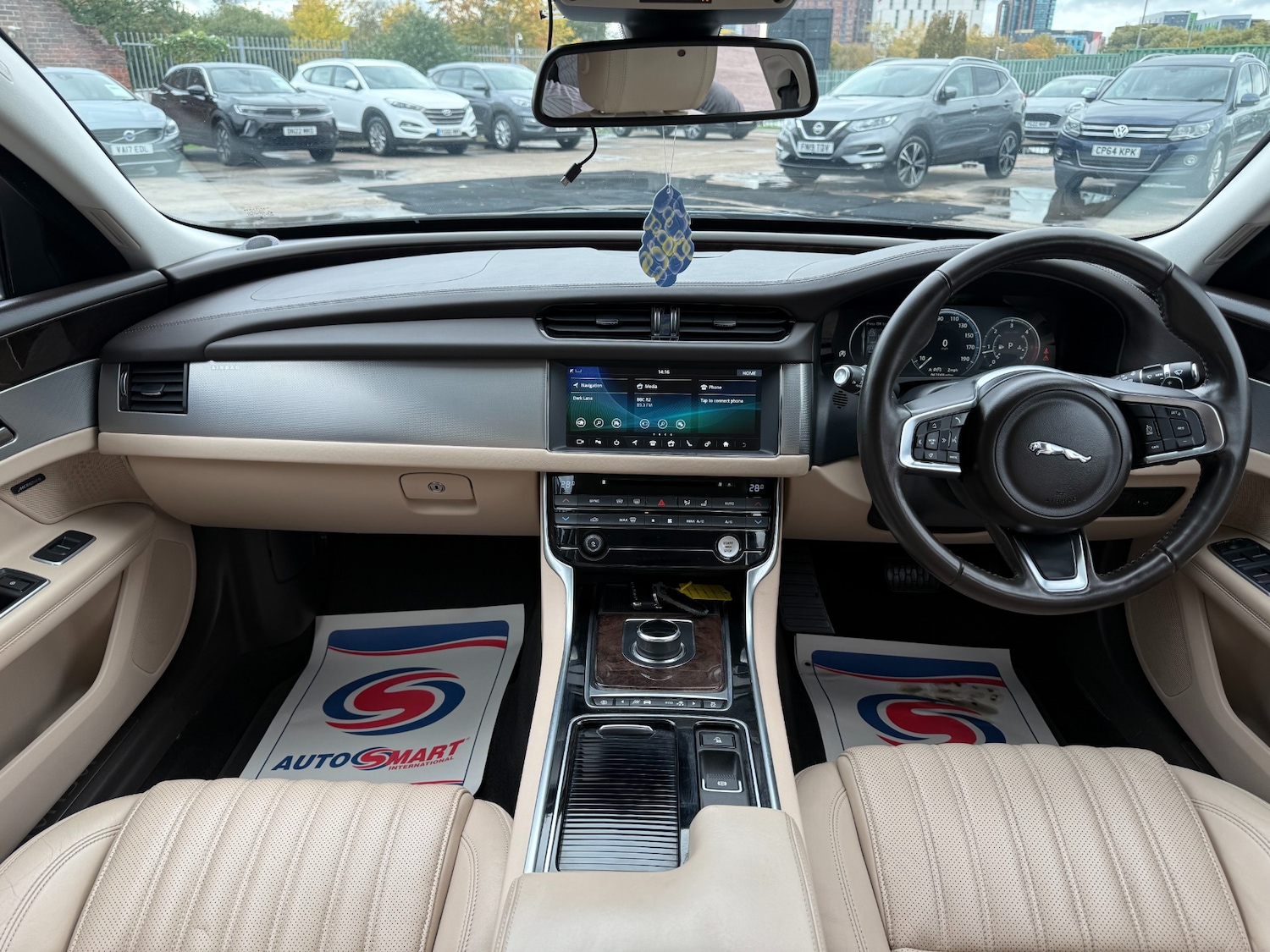 Used Jaguar XF 2018 for sale - 76739000: Photo 16