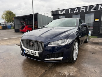 Used Jaguar XF 2018 for sale - 76739000: Photo