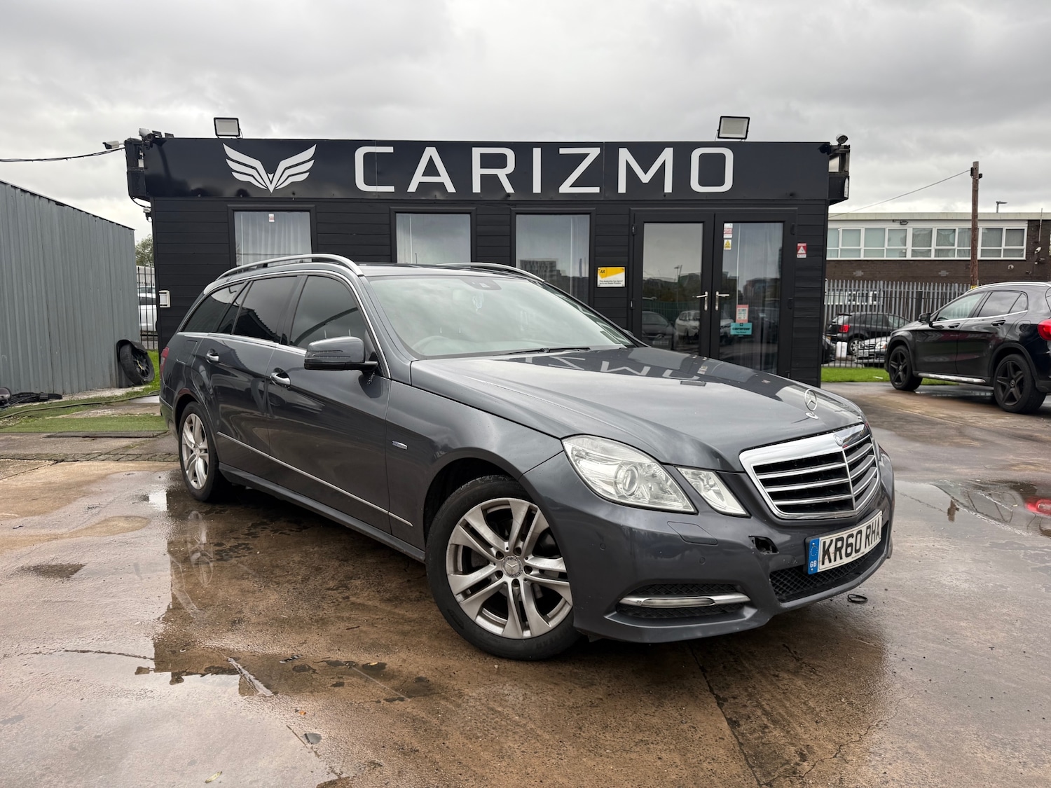 Used Mercedes-Benz E Class 2011 for sale - 76376959: Photo 1