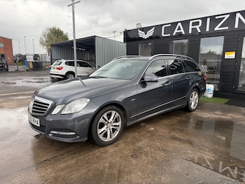 Used Mercedes-Benz E Class 2011 for sale - 76376959: Photo