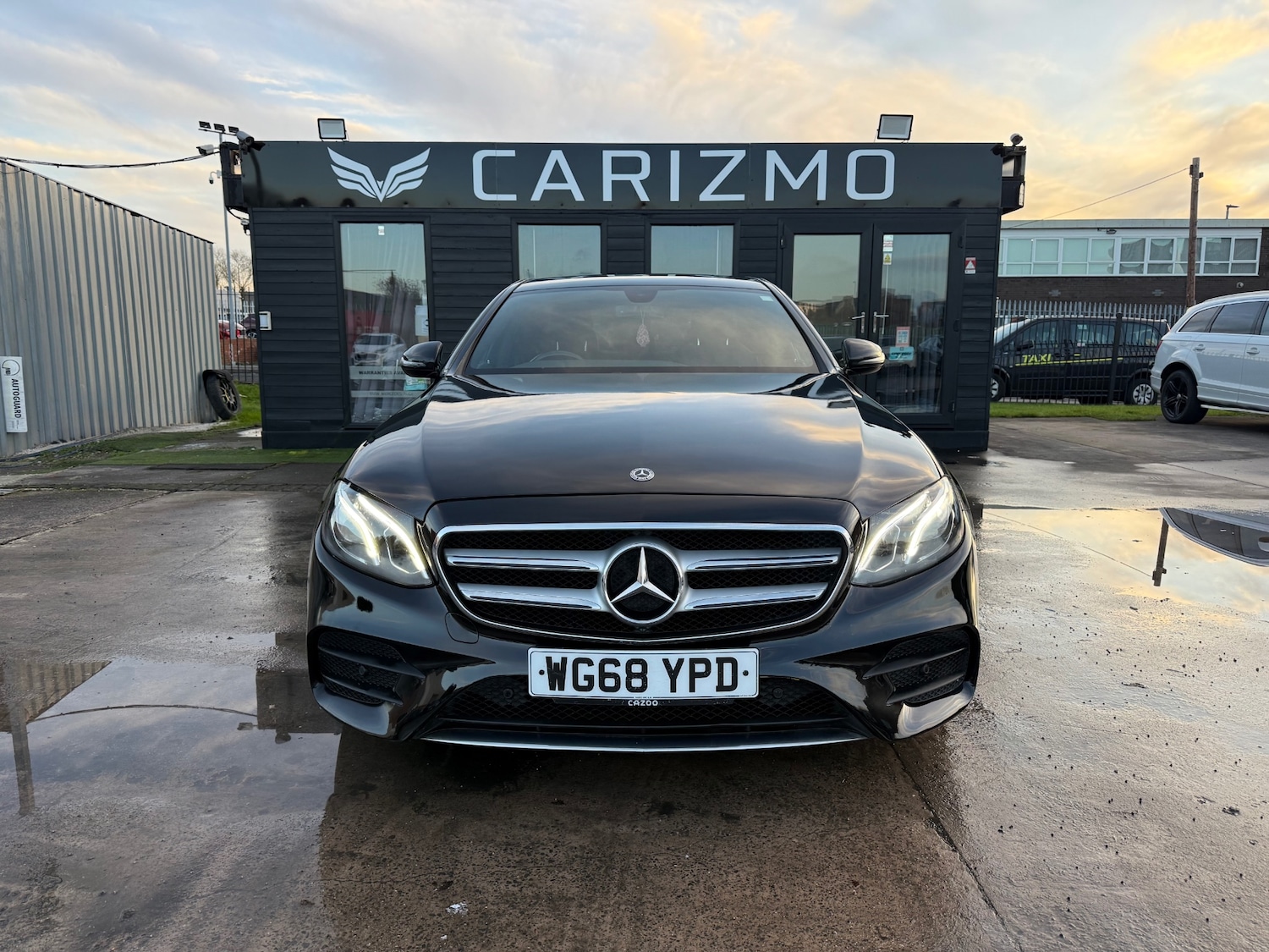 Used Mercedes-Benz E Class 2018 for sale - 77292099: Photo 2