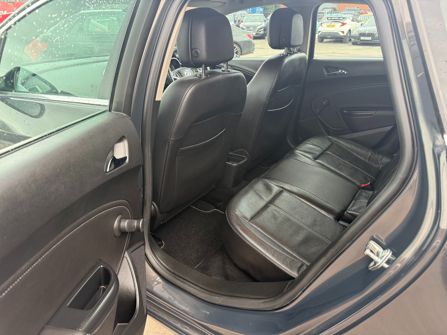 Used Vauxhall Astra 2014 for sale - 77640380: Photo 17