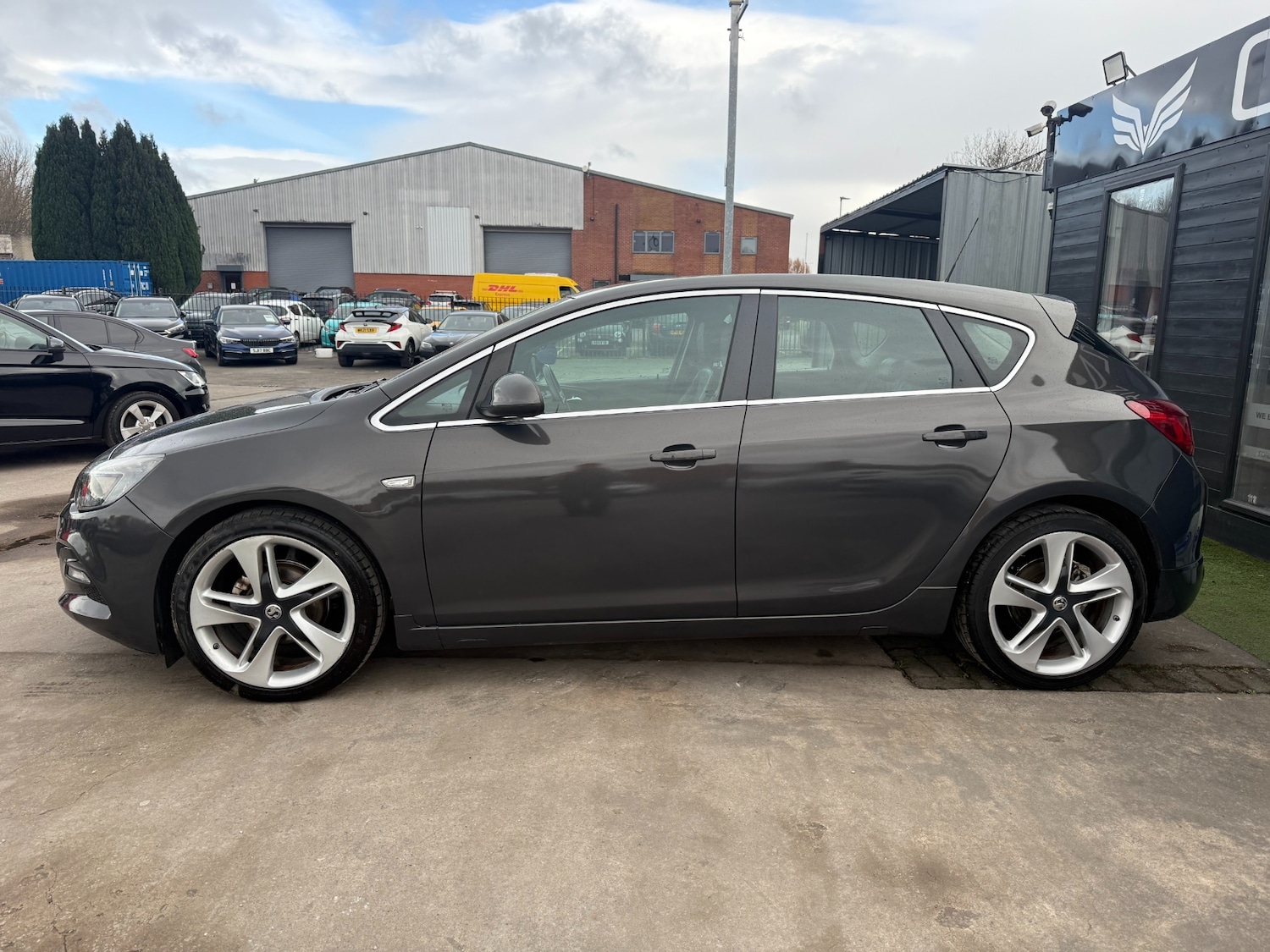 Used Vauxhall Astra 2014 for sale - 77640380: Photo 6