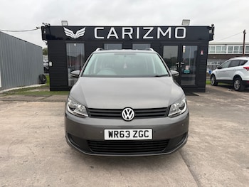 Volkswagen - Touran
