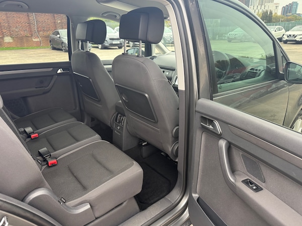 Used Volkswagen Touran 2013 for sale - 76268766: Photo 20