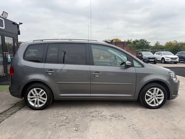 Used Volkswagen Touran 2013 for sale - 76268766: Photo 4