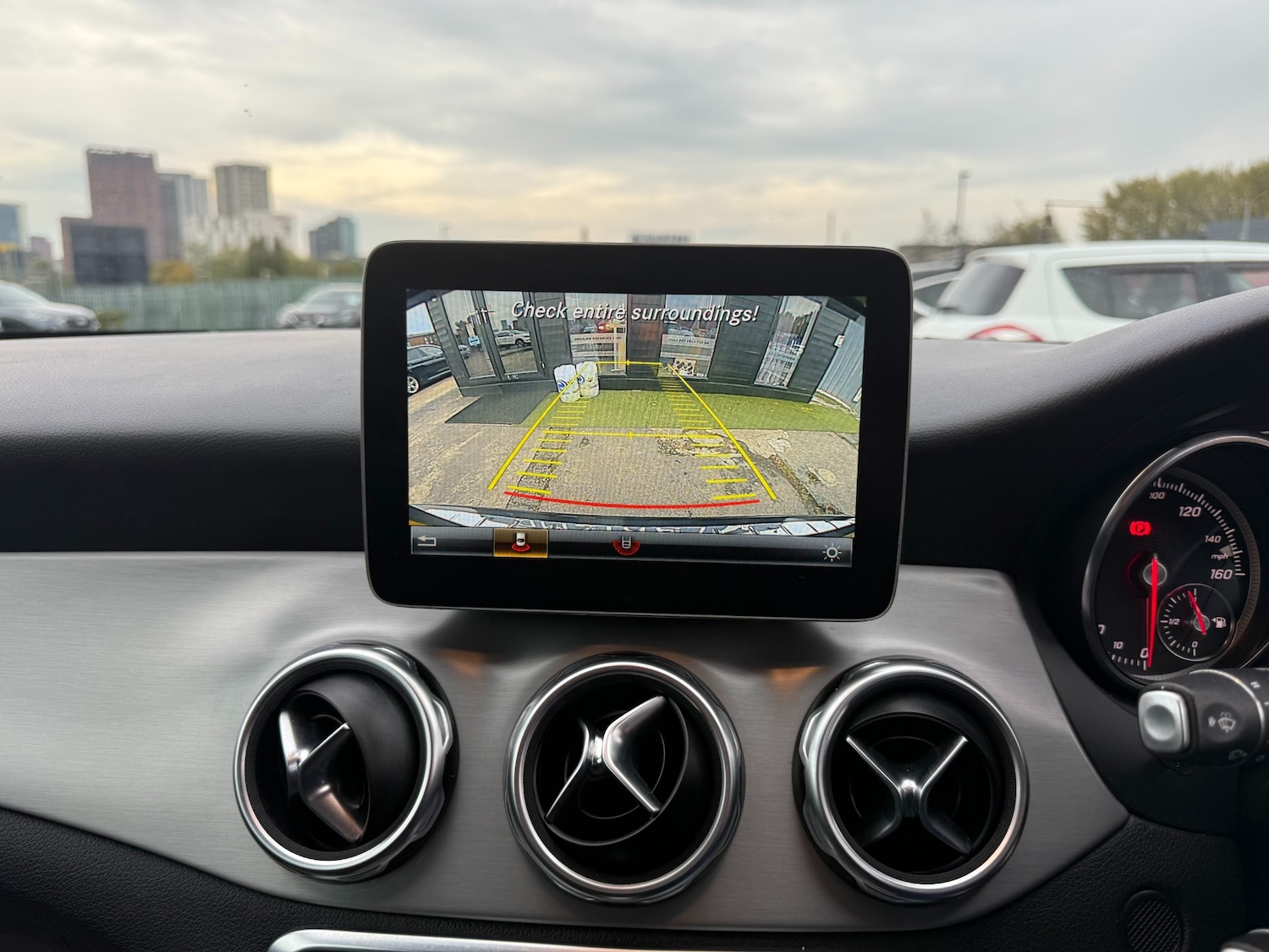 Used Mercedes-Benz GLA 2018 for sale - 76412279: Photo 17