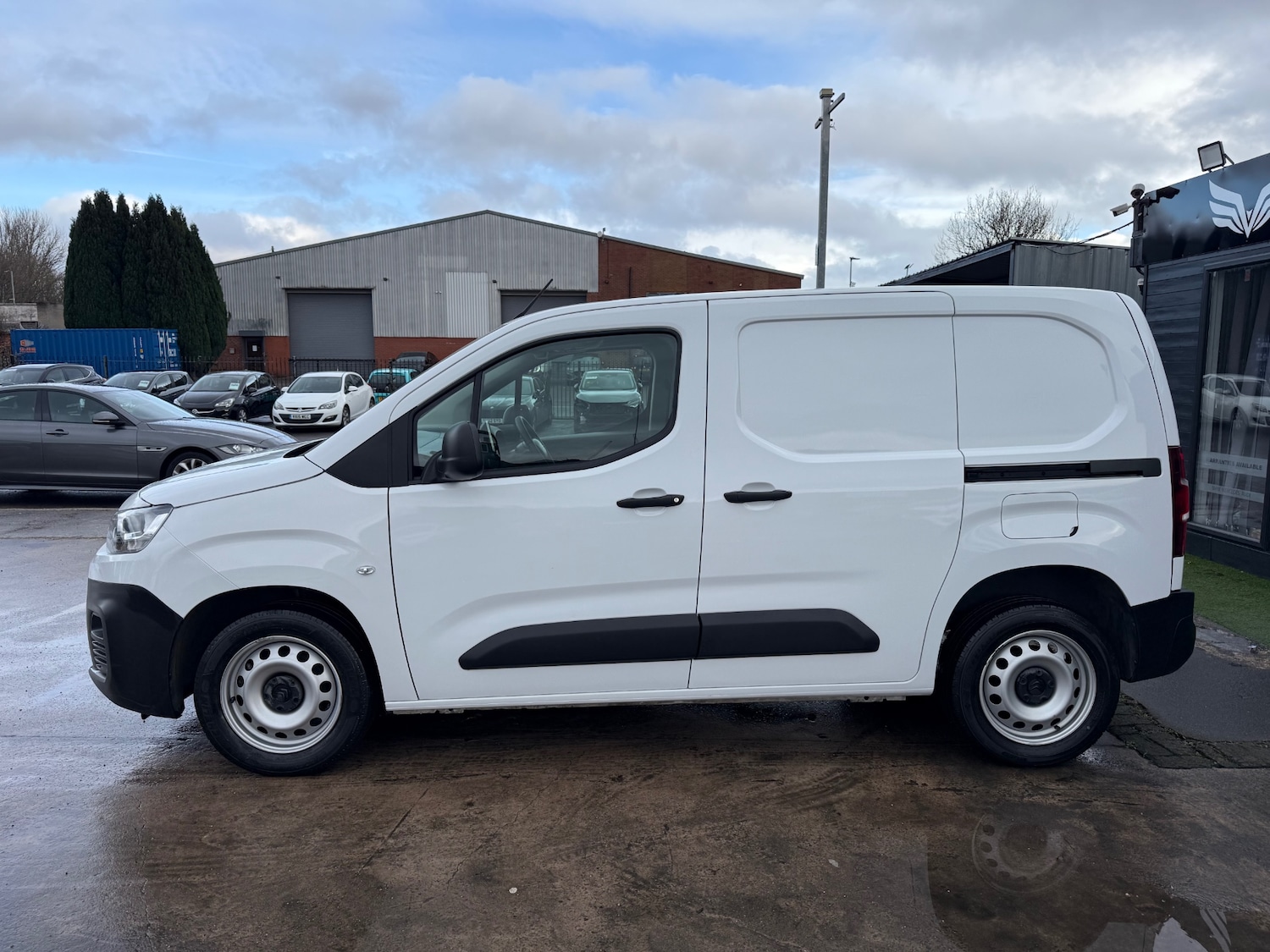 Used Citroen Berlingo 2023 for sale - 77234244: Photo 5