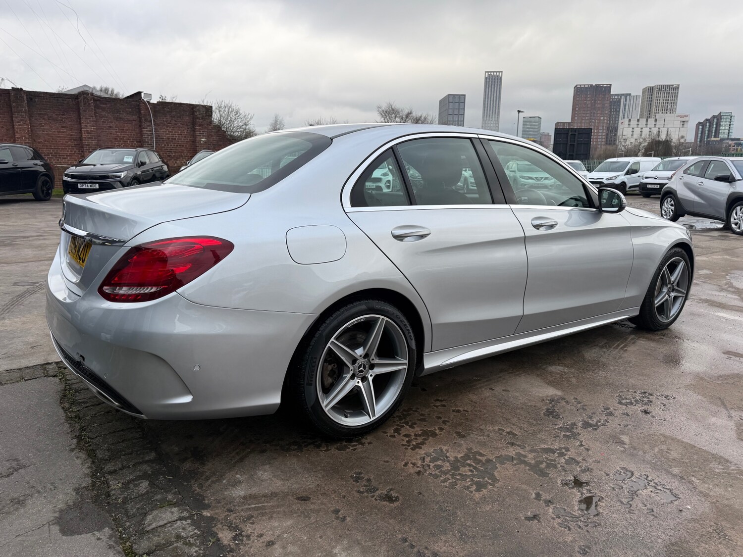 Used Mercedes-Benz C Class 2018 for sale - 77370198: Photo 12