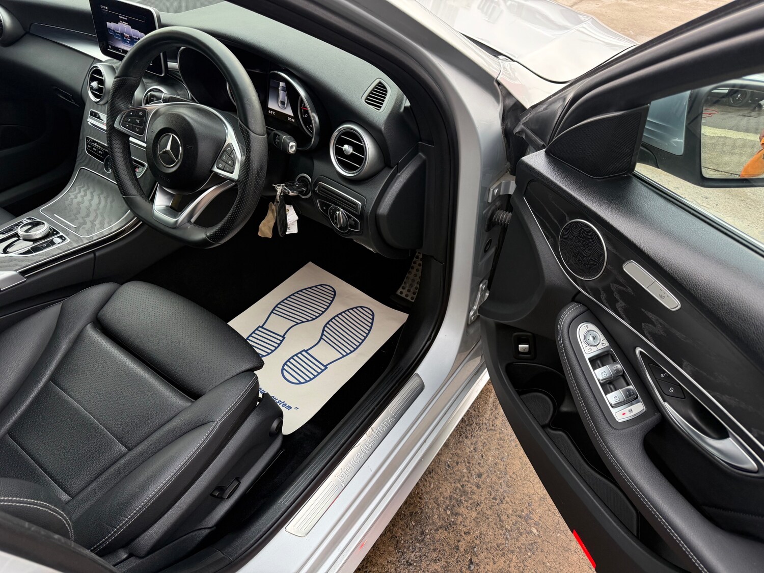 Used Mercedes-Benz C Class 2018 for sale - 77370198: Photo 16