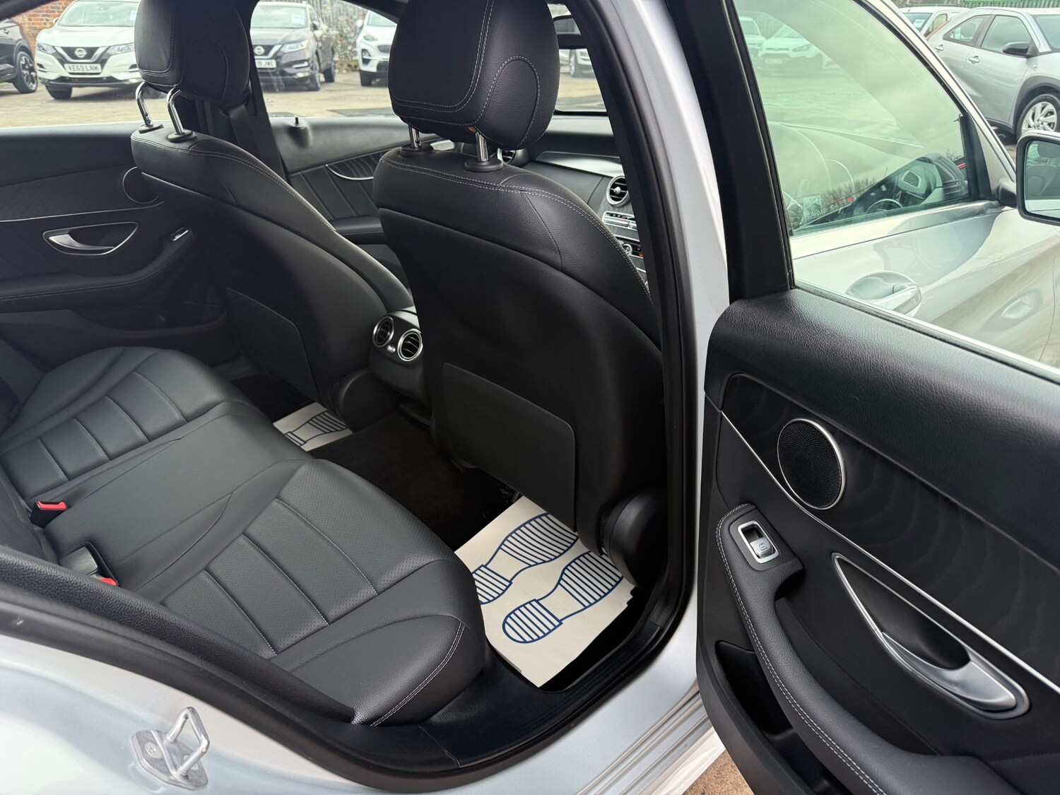 Used Mercedes-Benz C Class 2018 for sale - 77370198: Photo 19