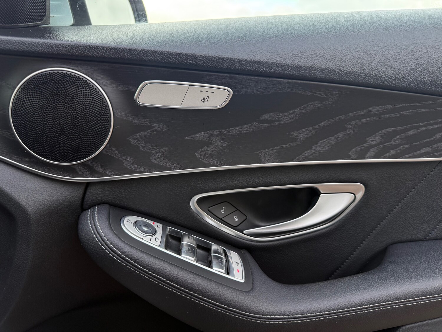 Used Mercedes-Benz C Class 2018 for sale - 77370198: Photo 23