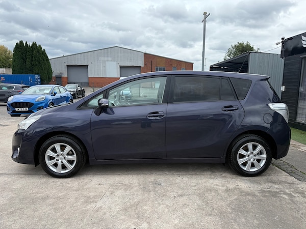 Used Toyota Verso 2015 for sale - 76244713: Photo 14