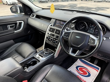 Used Land Rover Discovery Sport 2017 for sale - 78496012: Photo