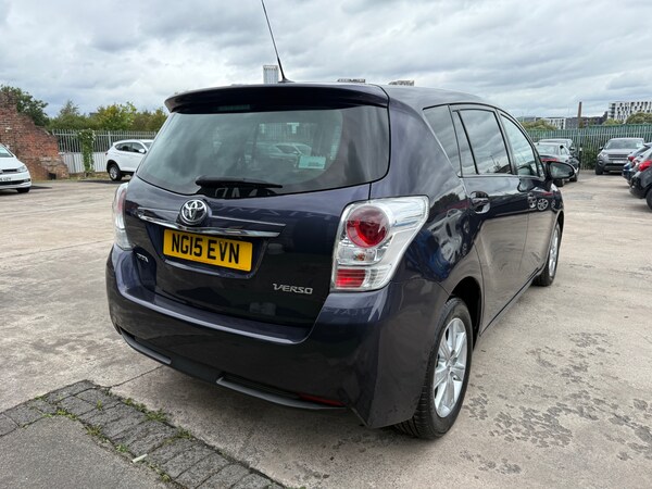 Used Toyota Verso 2015 for sale - 76302928: Photo 11