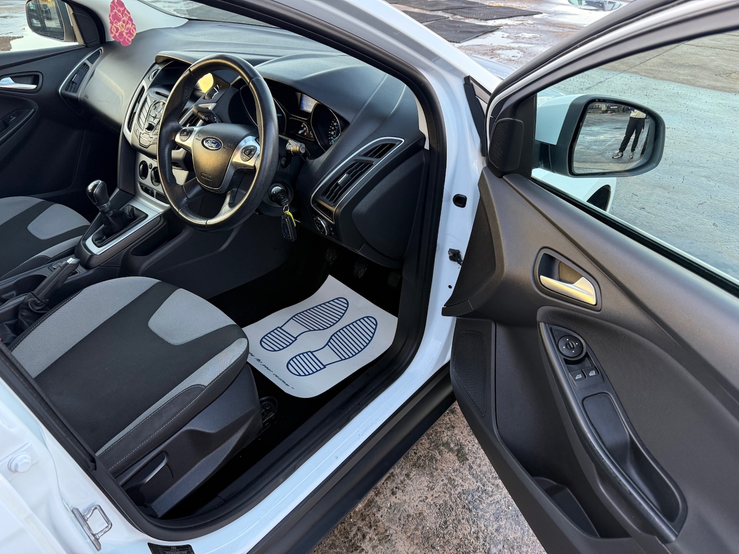 Used Ford Focus 2013 for sale - 76700549: Photo 14