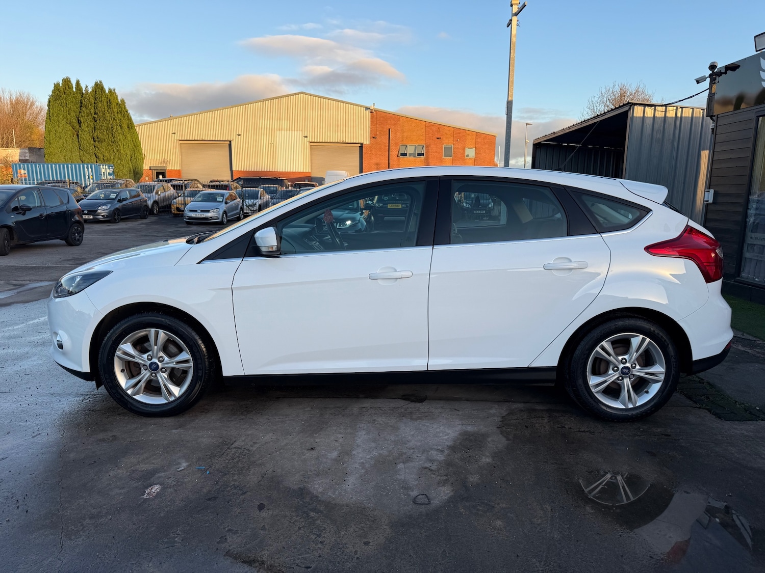 Used Ford Focus 2013 for sale - 76700549: Photo 5