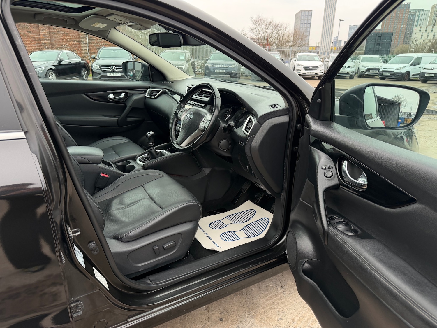 Used Nissan Qashqai 2016 for sale - 77324543: Photo 14