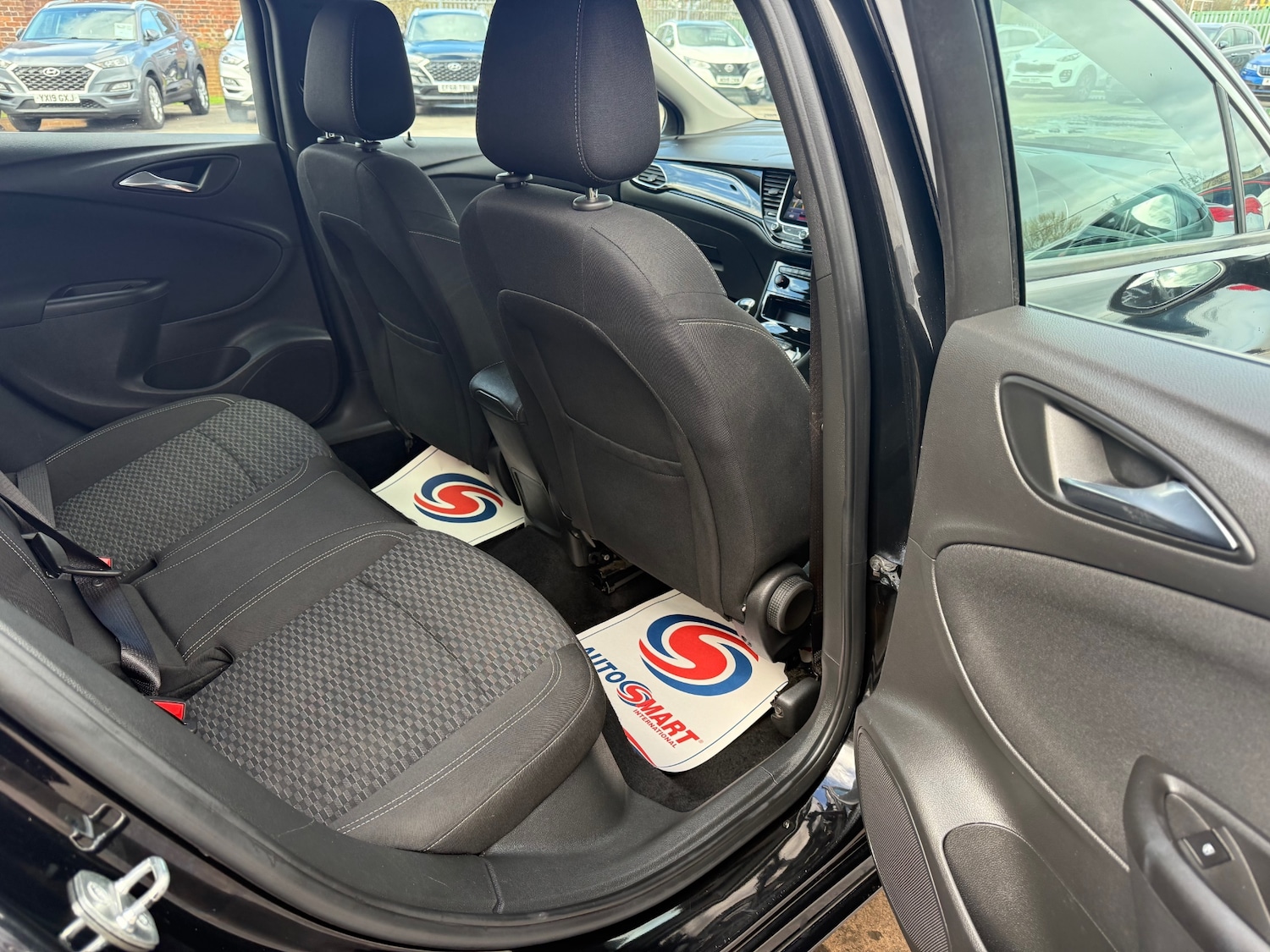 Used Vauxhall Astra 2018 for sale - 77873647: Photo 19