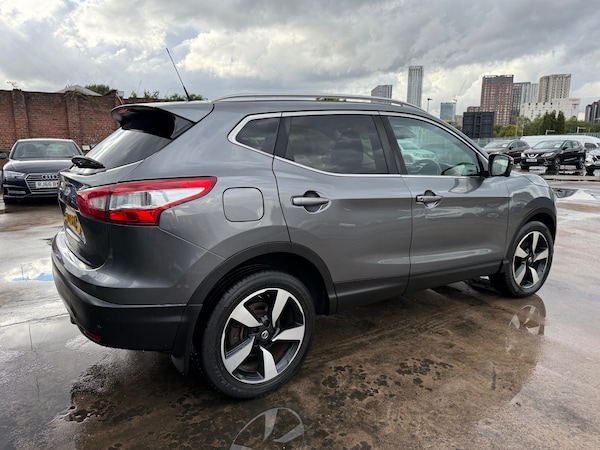 Used Nissan Qashqai 2017 for sale - 76171359: Photo 10