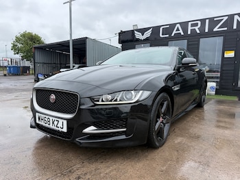 Used Jaguar XE 2019 for sale - 78874127: Photo