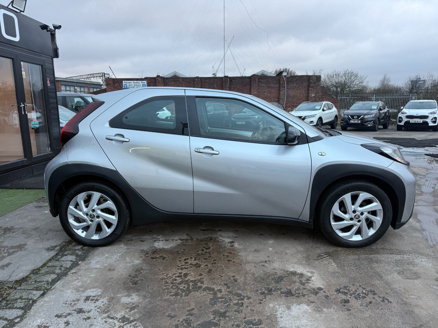 Used Toyota Aygo X 2023 for sale - 77640352: Photo 11