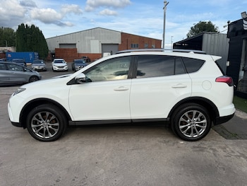 Used Toyota RAV4 2016 for sale - 79380853: Photo