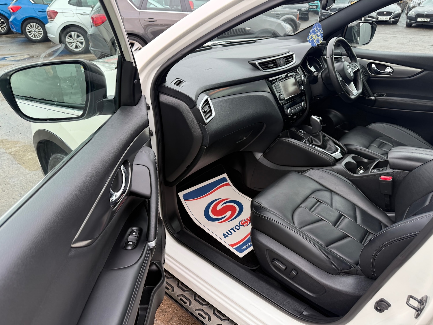 Used Nissan Qashqai 2019 for sale - 77694702: Photo 16