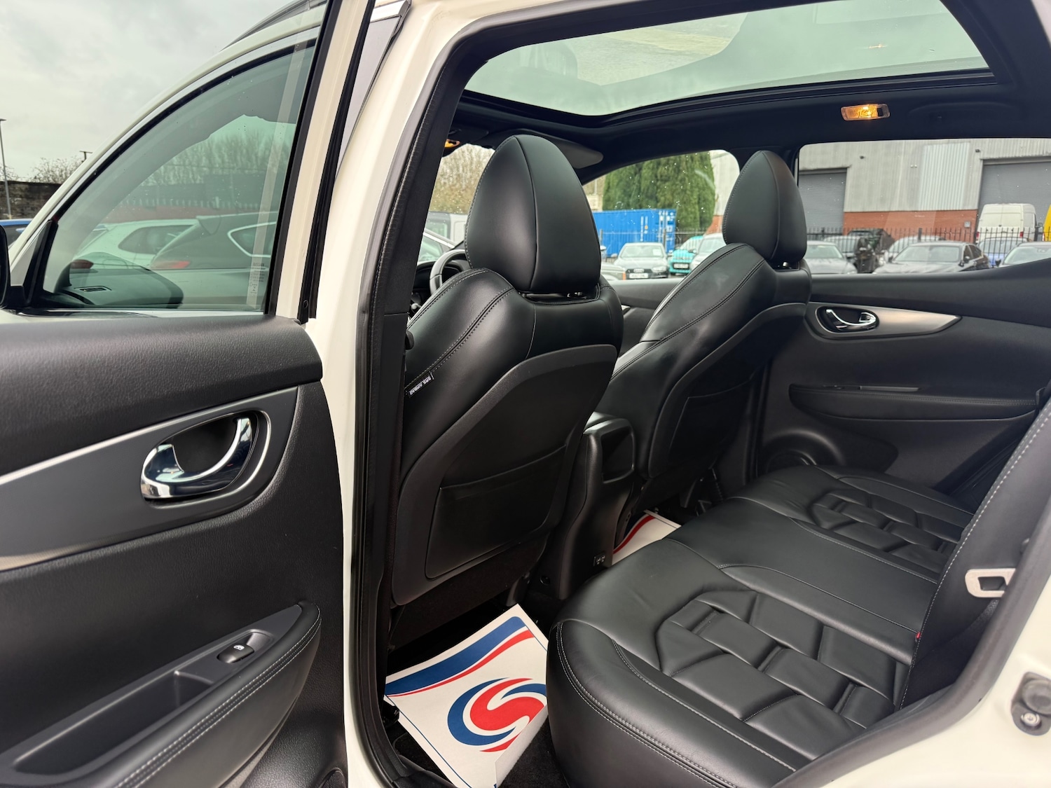 Used Nissan Qashqai 2019 for sale - 77694702: Photo 17