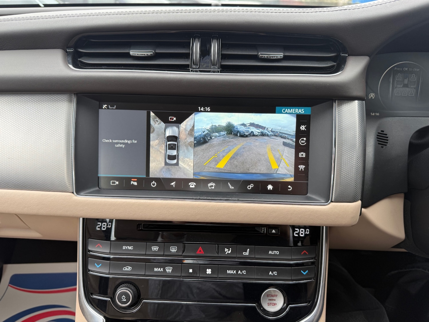 Used Jaguar XF 2018 for sale - 76449656: Photo 19